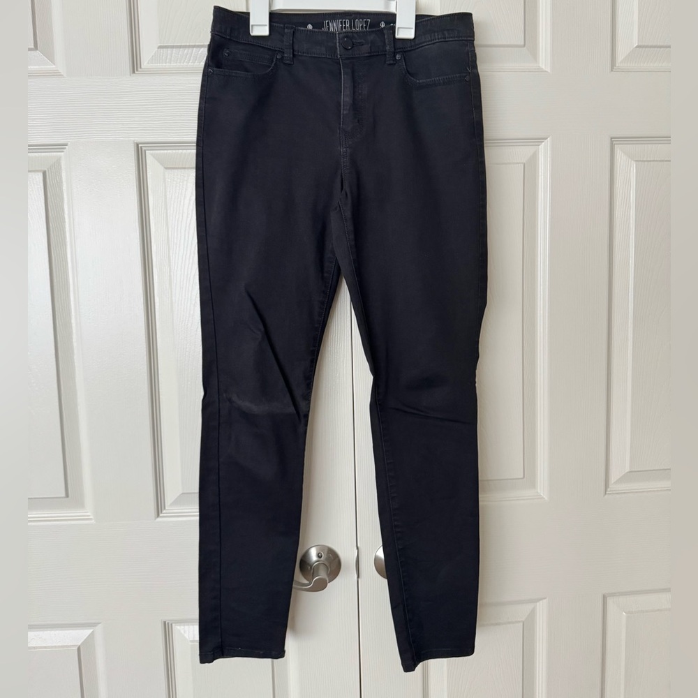 Jennifer Lopez Black Skinny Jeans